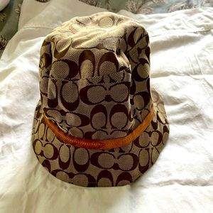 Coach bucket hat